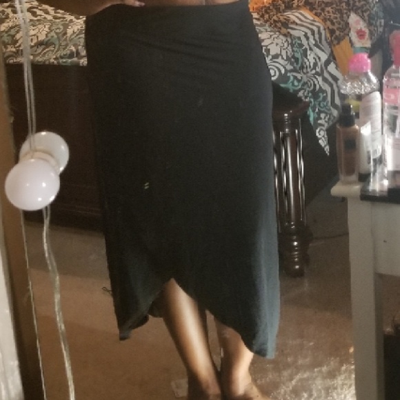 2 piece Black Maxi Skirt Bundle or free📌 - Picture 4 of 4